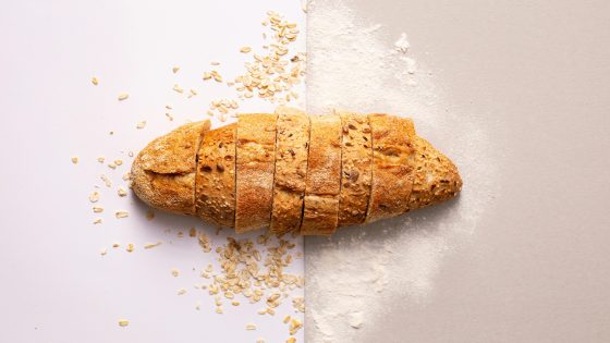 ما تفسير شراء الخبز من المخبز في المنام؟